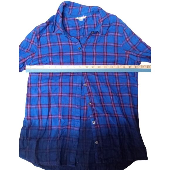 Volcom Womens Ombre Blue/Red Button Down Flannel Shirt Size Medium - Picture 4 of 9
